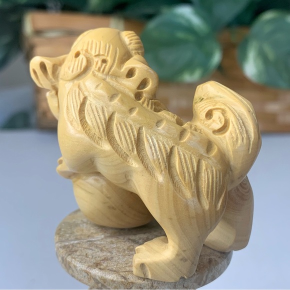 Vintage Hand Carved Pixiu Boxwood Netsuke Animal Figurine Wood Carving 2.2"x2" - Picture 7 of 15